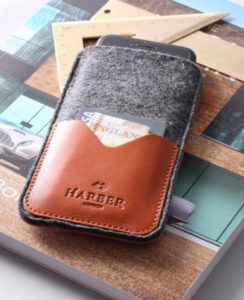 idée cadeau homme la housse porte-carte pour téléphone